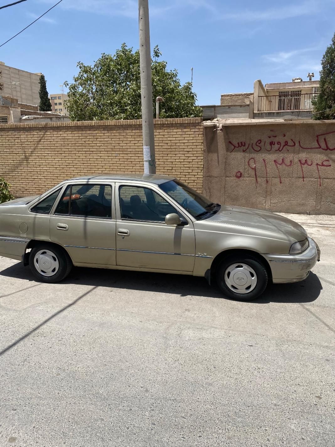 دوو سیلو سدان - 1381