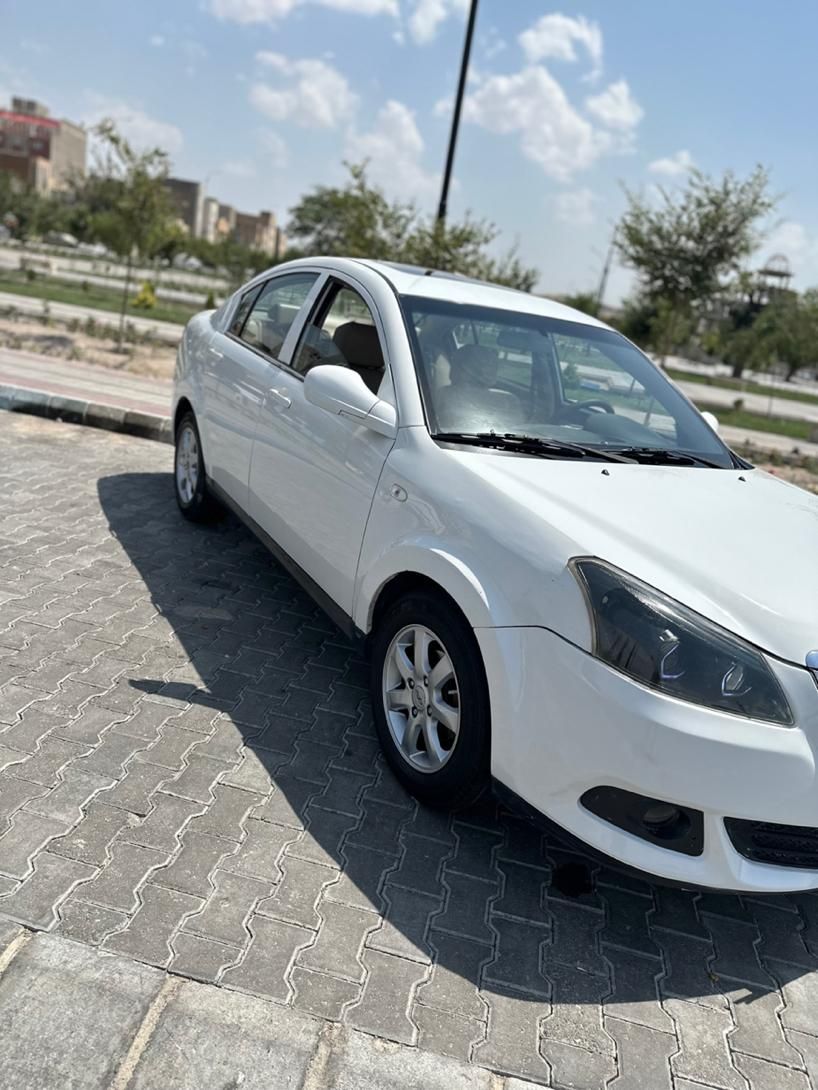ام وی ام 550 اتوماتیک - 1394