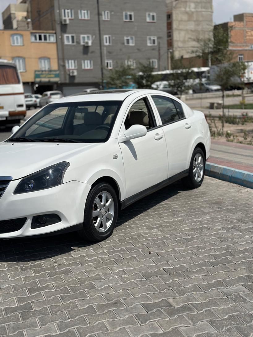 ام وی ام 550 اتوماتیک - 1394