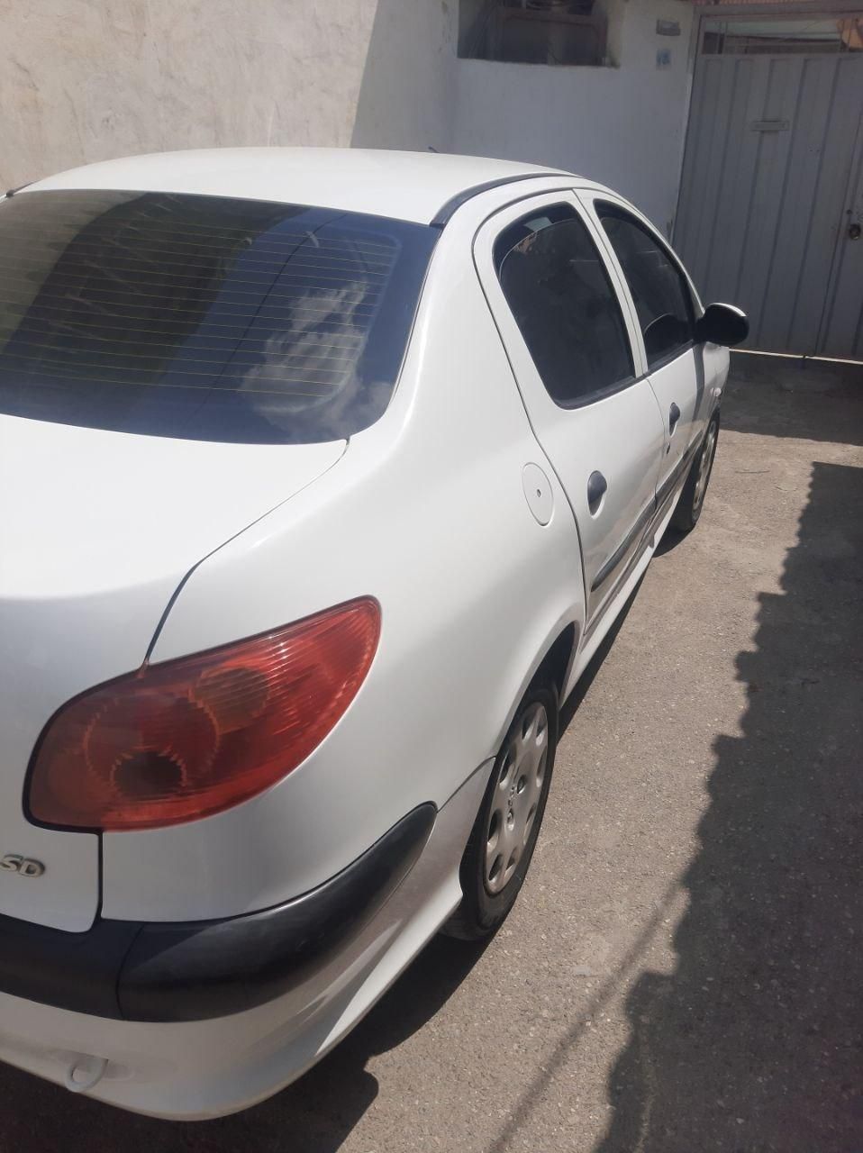 پژو ۲۰۶ صندوق دار v8 - 1395