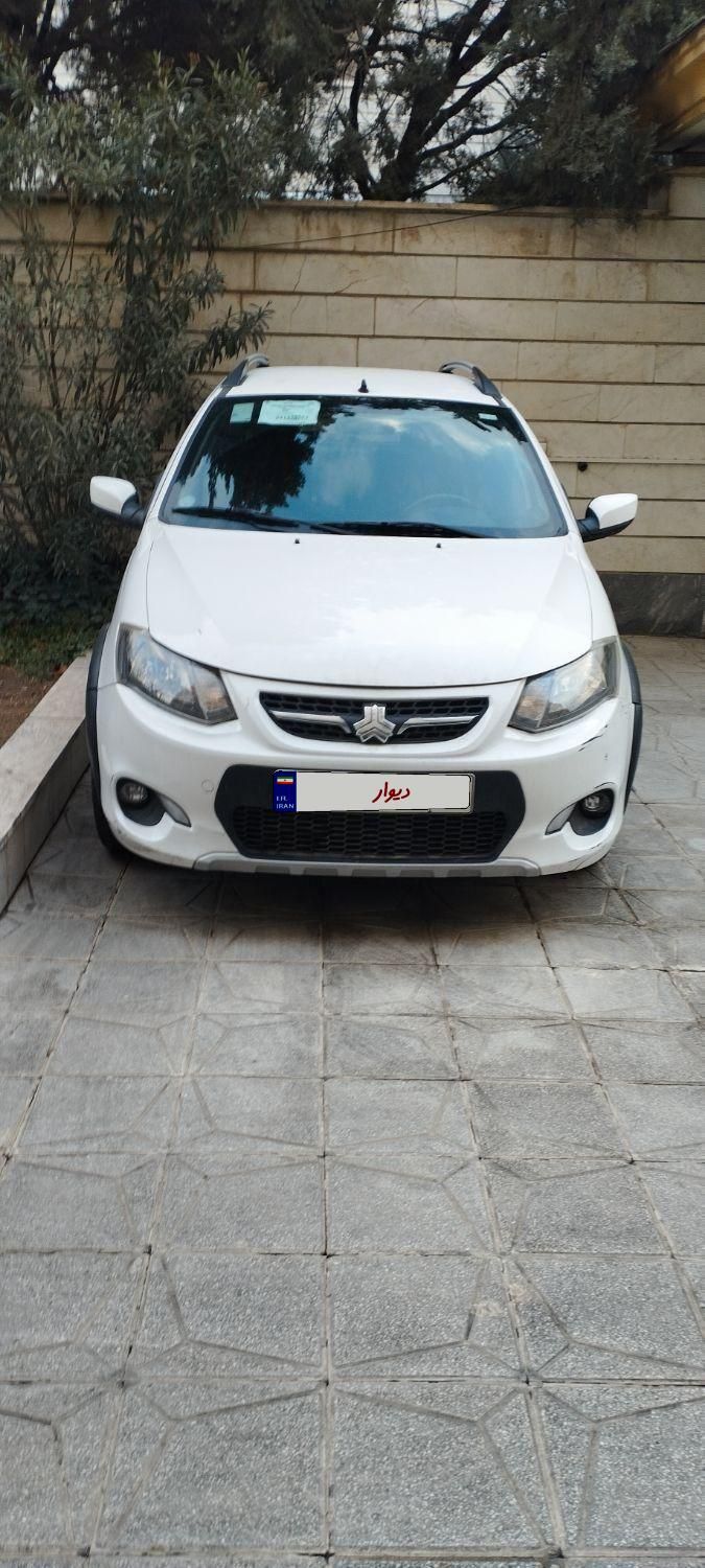 خودرو کوییک، معمولی آگهی ann_19483284