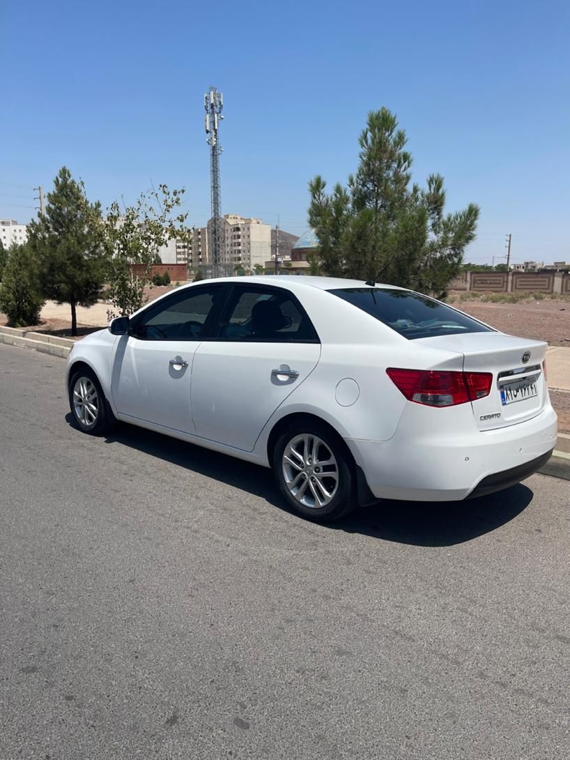 خودرو کیا، سراتو مونتاژ آگهی ann_19483354