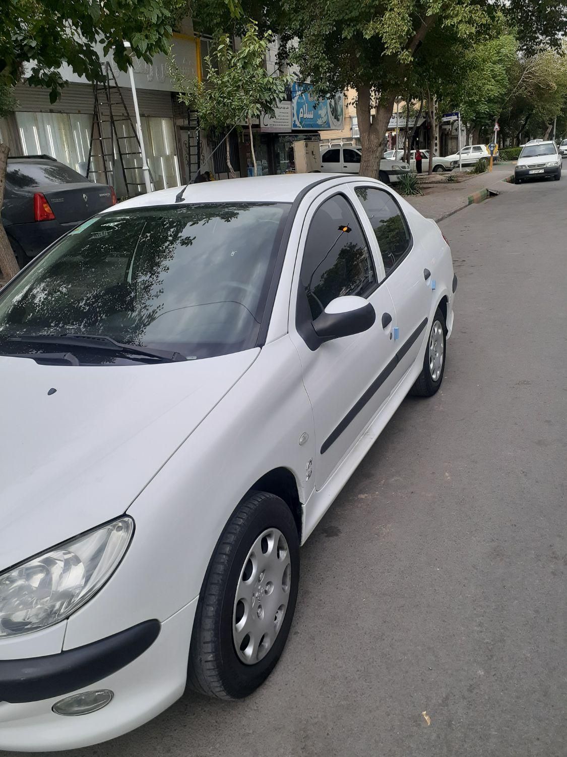 پژو ۲۰۶ صندوق دار v8 - 1400