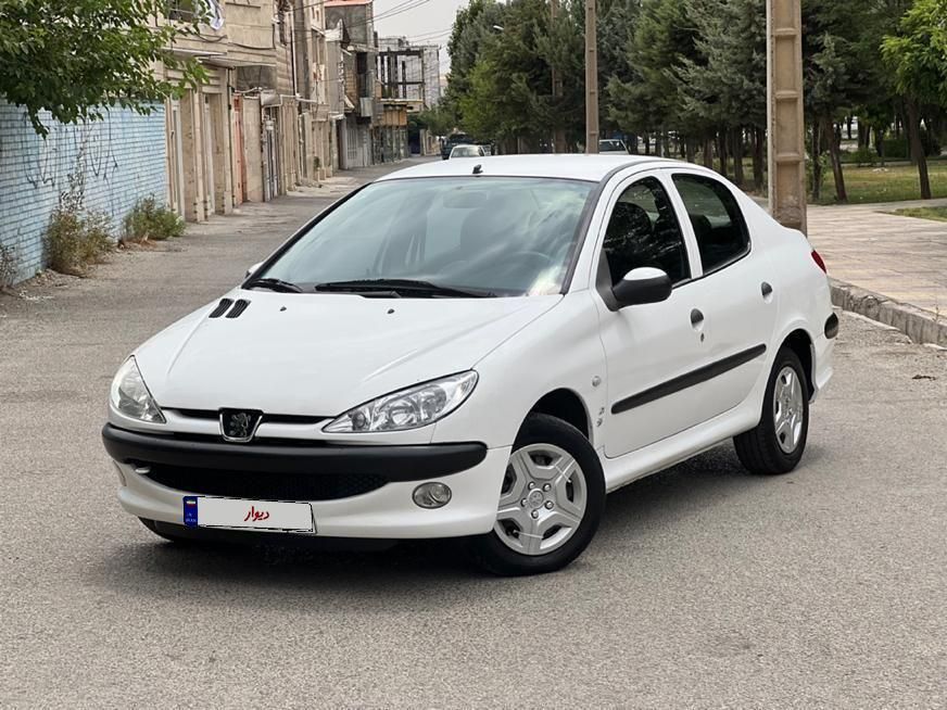 پژو ۲۰۶ صندوق دار v8 - 1398