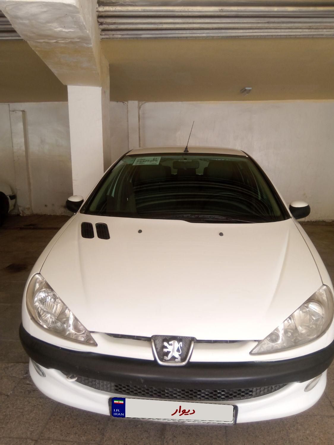 پژو ۲۰۶ صندوق دار v8 - 1390