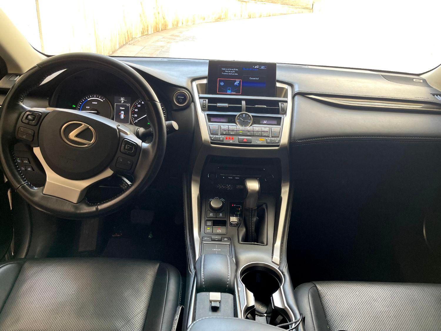 لکسوس NX هیبرید 300H - 2016