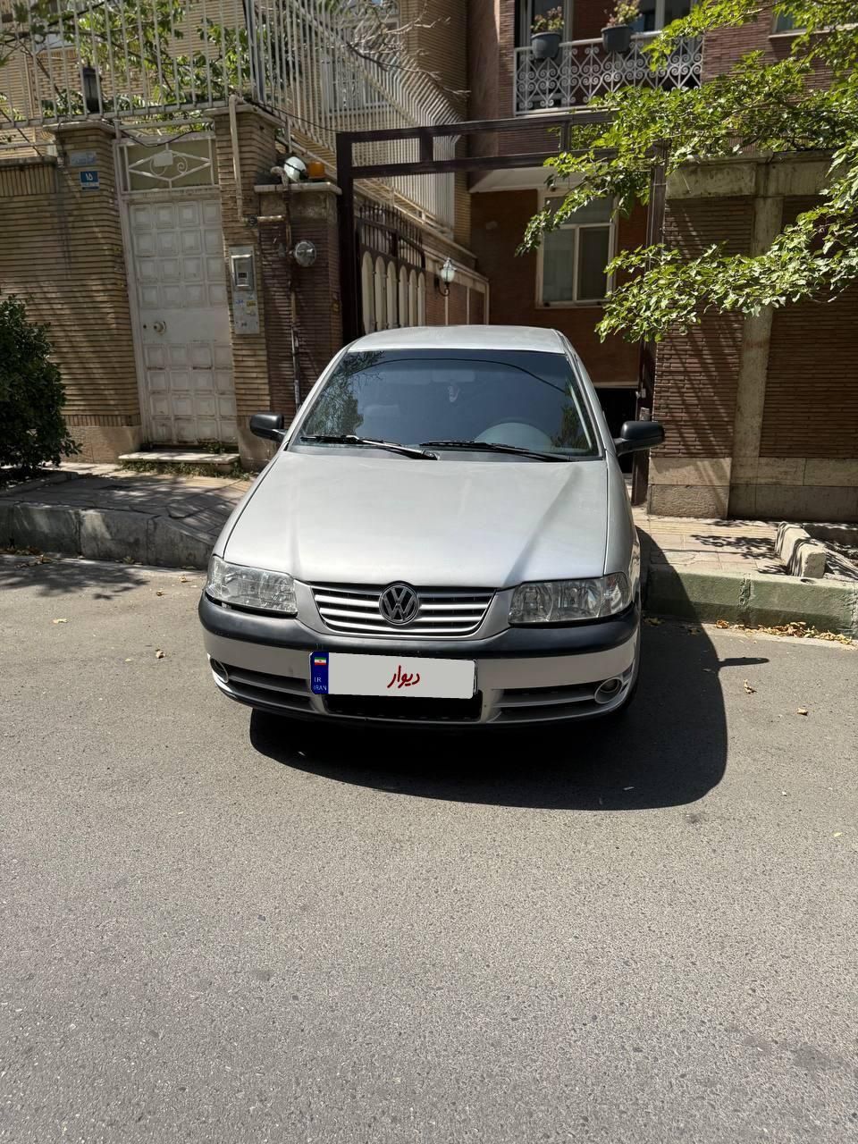 خودرو فولکس، گل آگهی ann_19483668