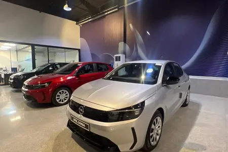 خودرو اپل، کورسا آگهی ann_19483756