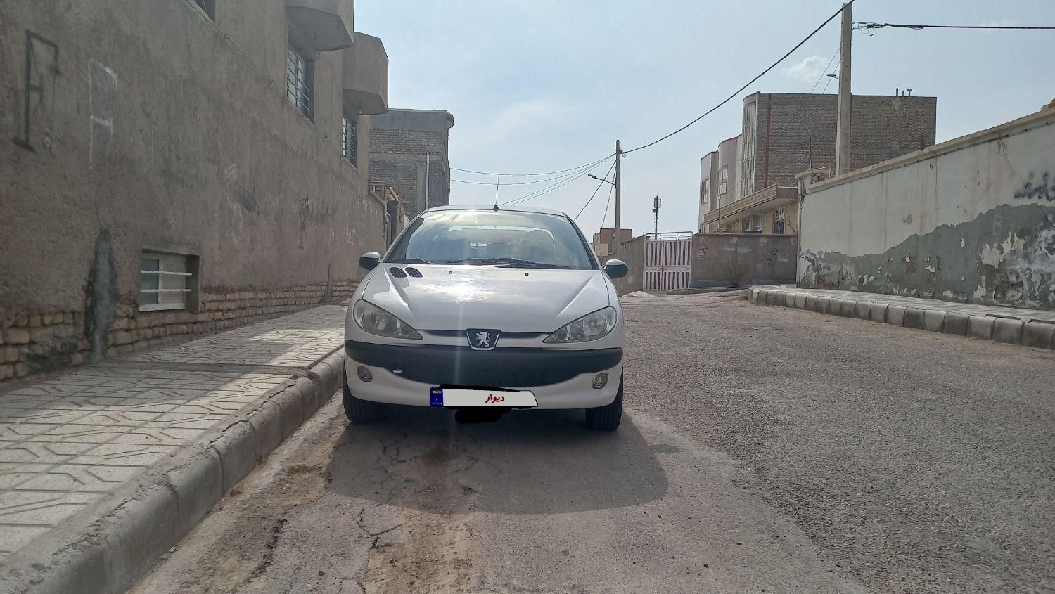 پژو ۲۰۶ صندوق دار v8 - 1393