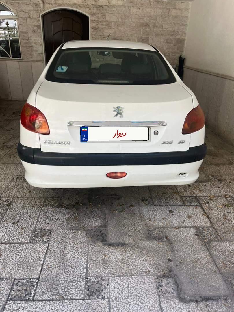 پژو ۲۰۶ صندوق دار v8 - 1393