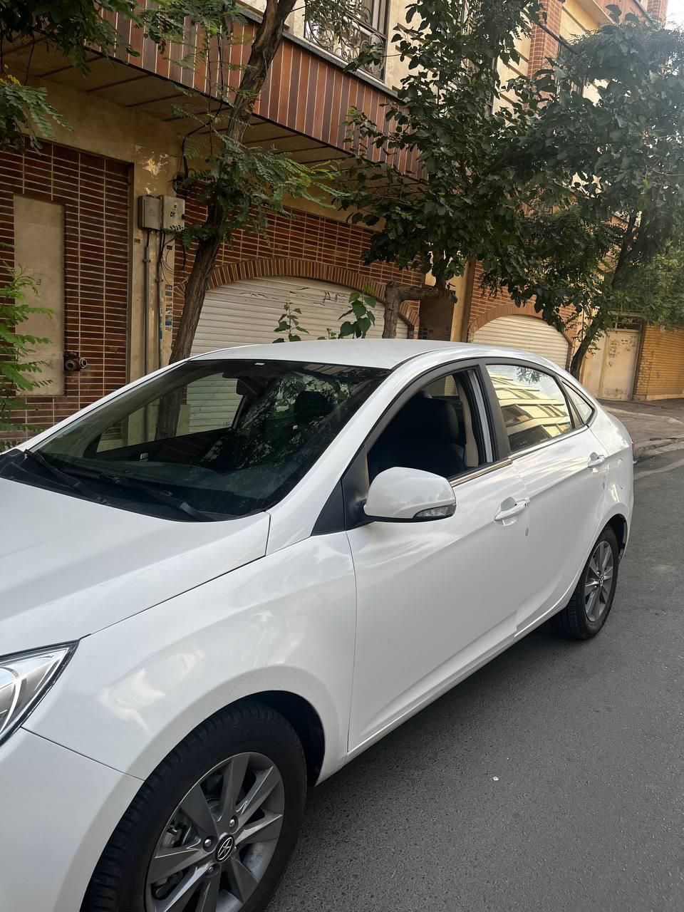 جک J4 اتوماتیک ساده - 1402