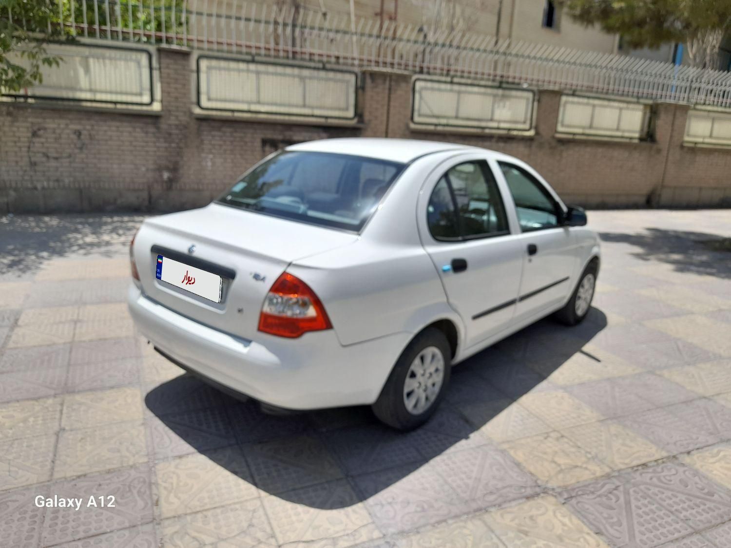 تیبا صندوق دار SX - 1400