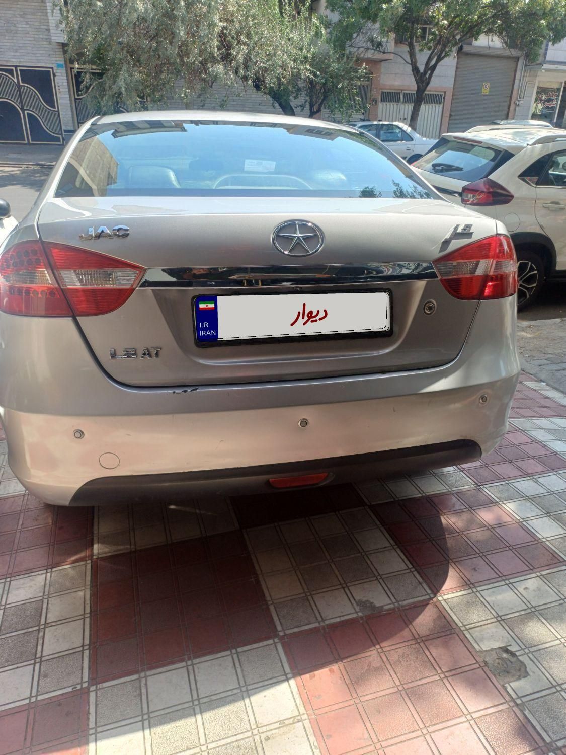 جک J5 اتوماتیک - 1394
