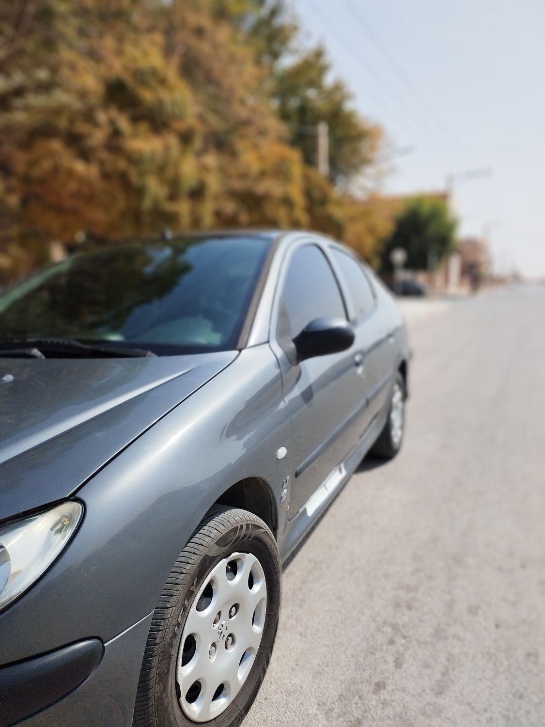 پژو ۲۰۶ صندوق دار v8 - 1393