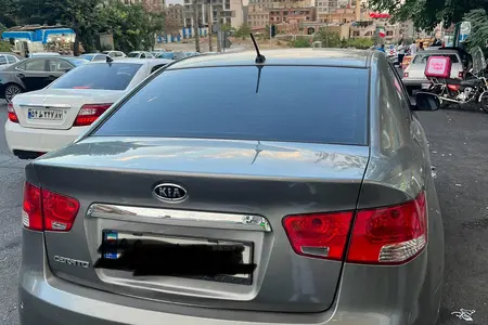 کیا سراتو 2.0 لیتر دنده ای - 2010