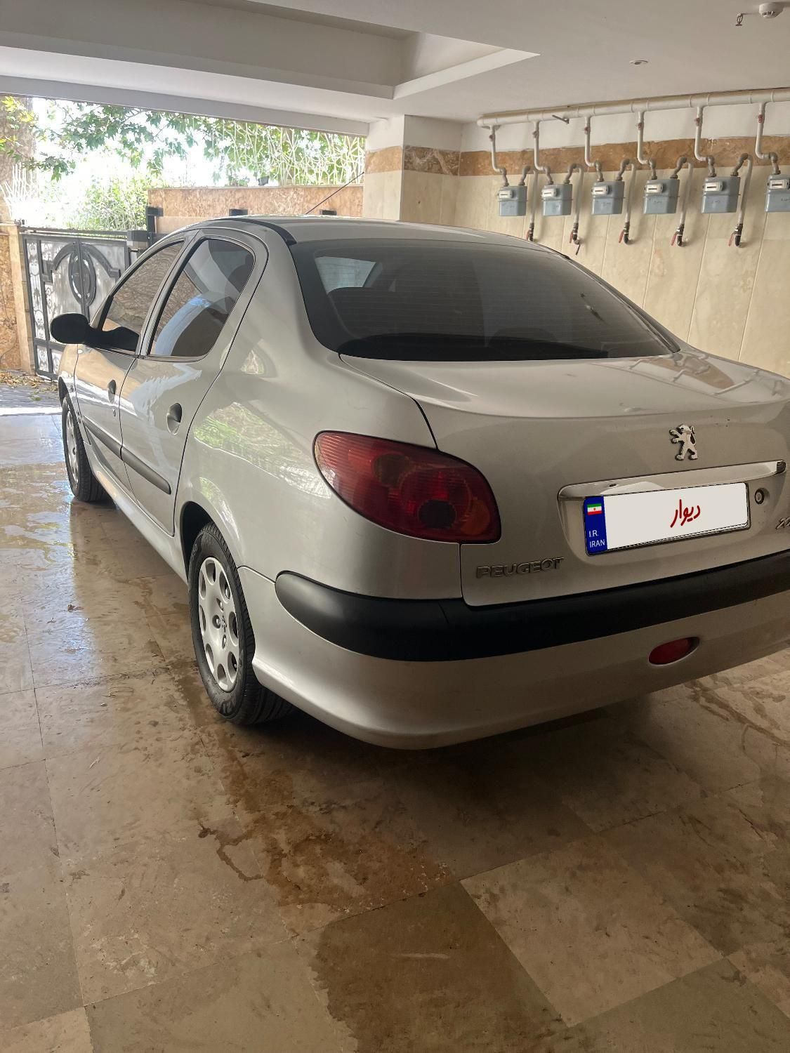 پژو ۲۰۶ صندوق دار v8 - 1394