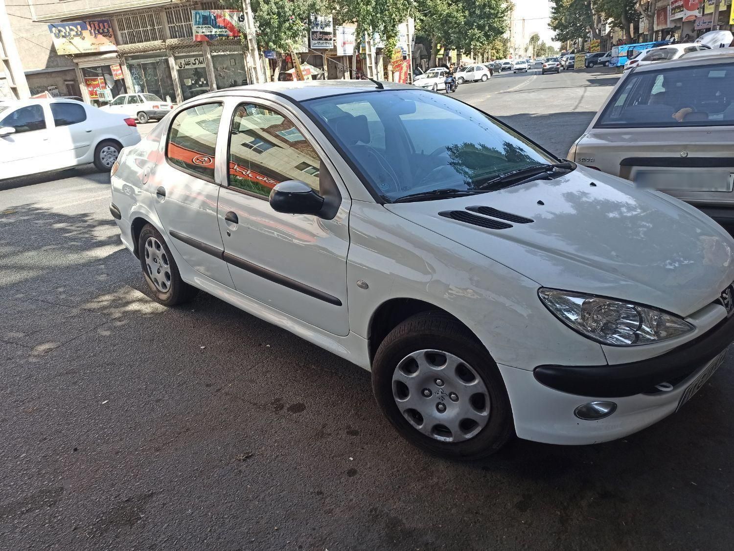 پژو ۲۰۶ صندوق دار v8 - 1395