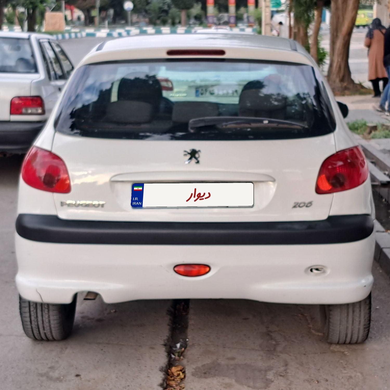 پژو 206 تیپ 5 - 1396