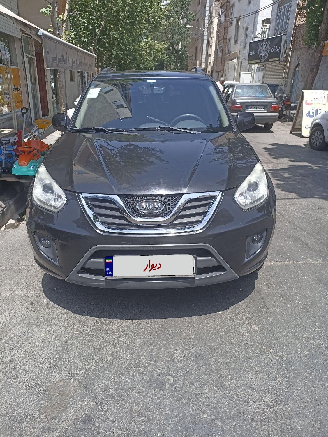 خودرو ام وی ام، X33 آگهی ann_19485323