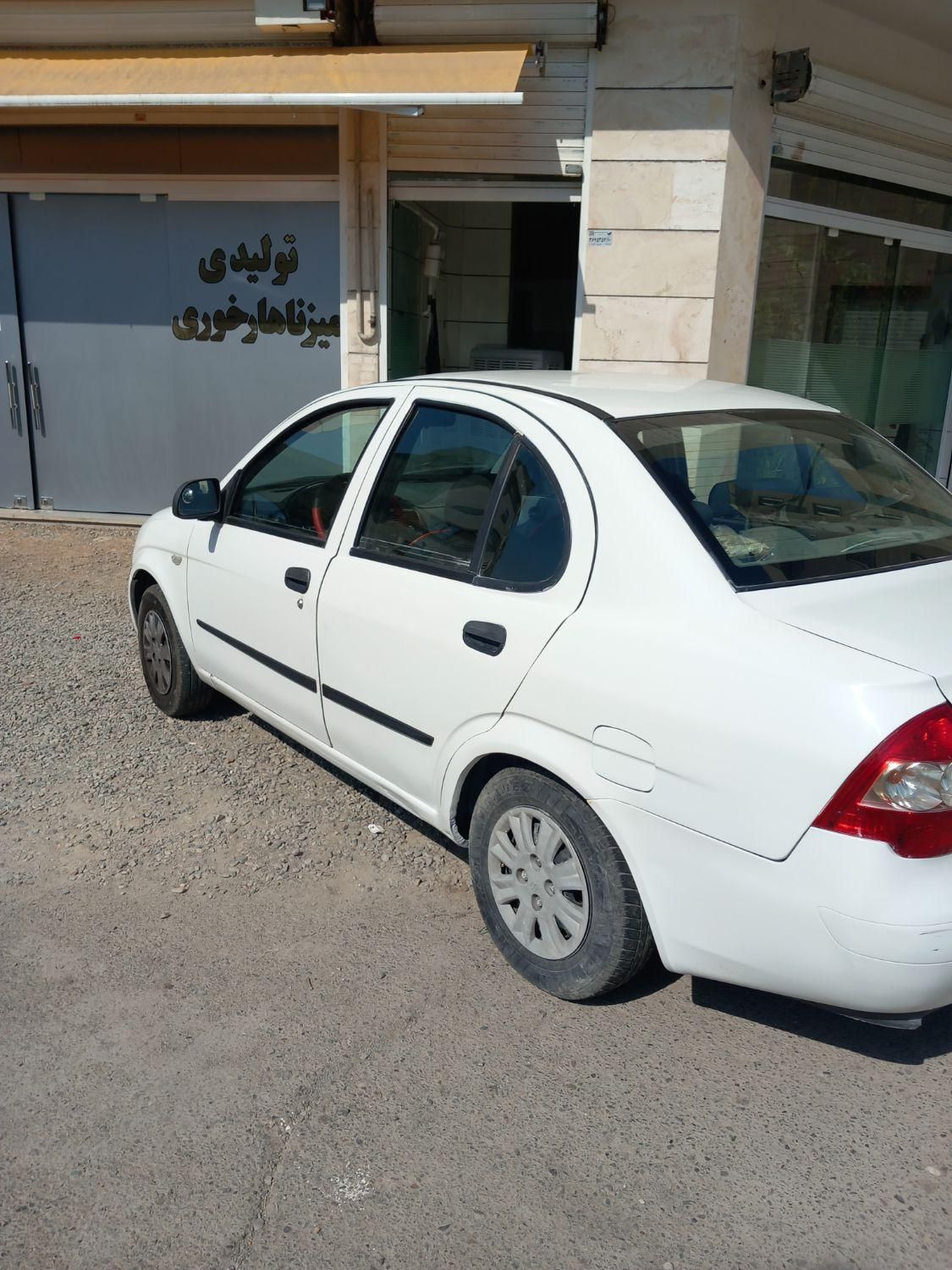 تیبا صندوق دار SX - 1400