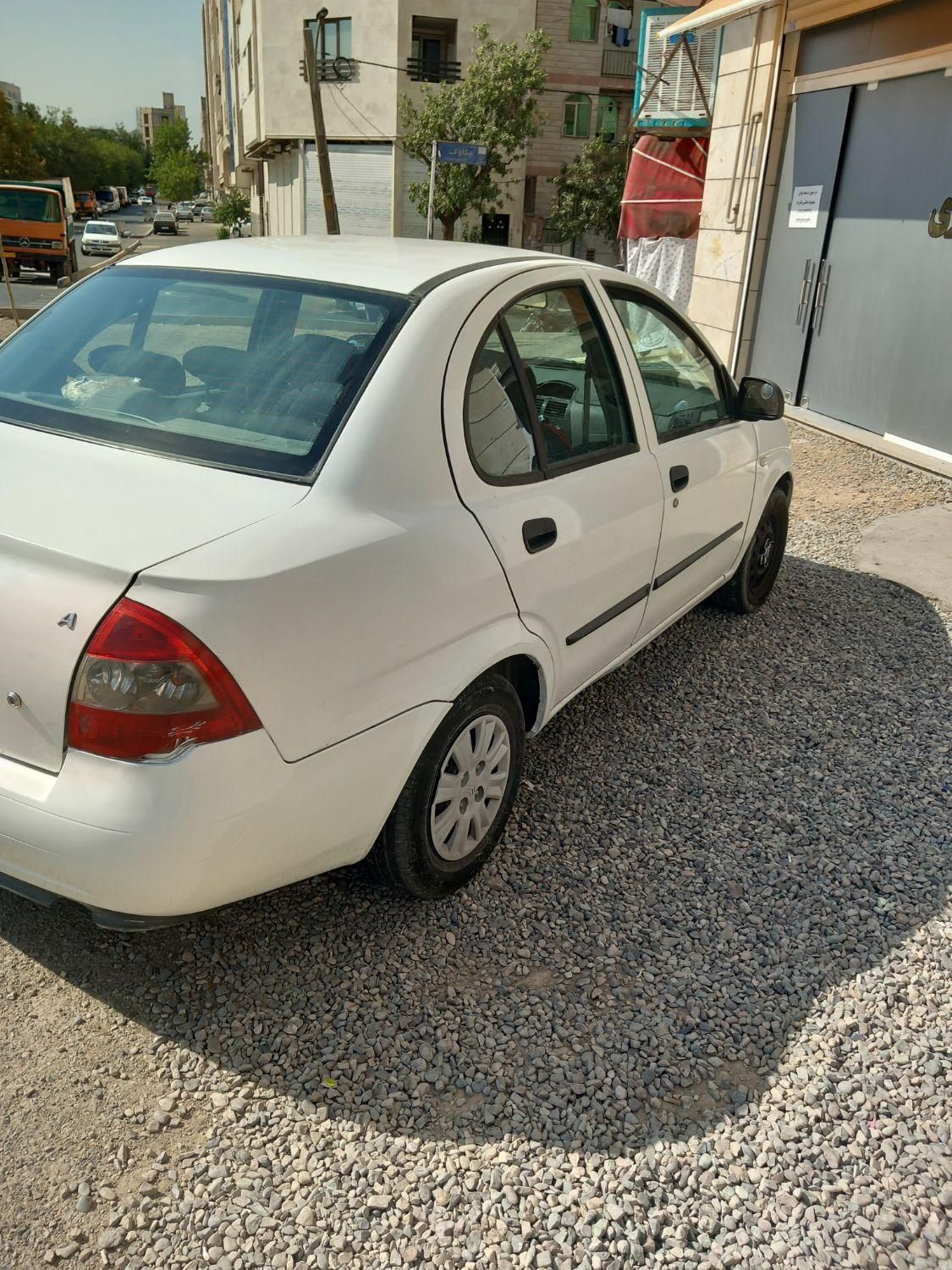 تیبا صندوق دار SX - 1400
