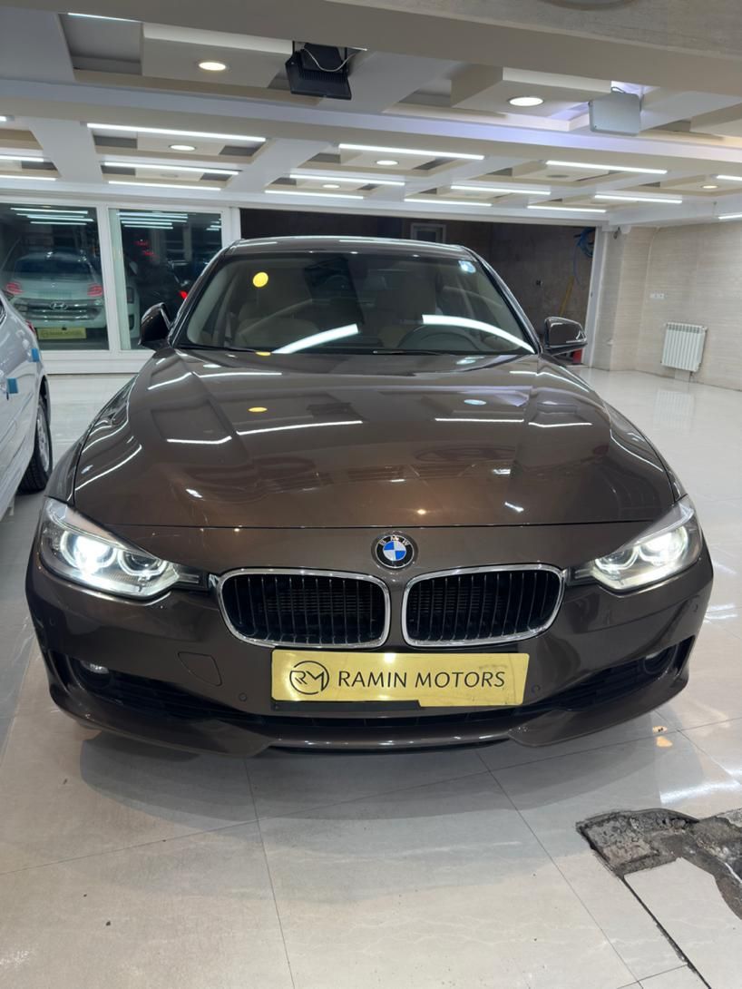 ب ام و سری 3 سدان 320i - 2014