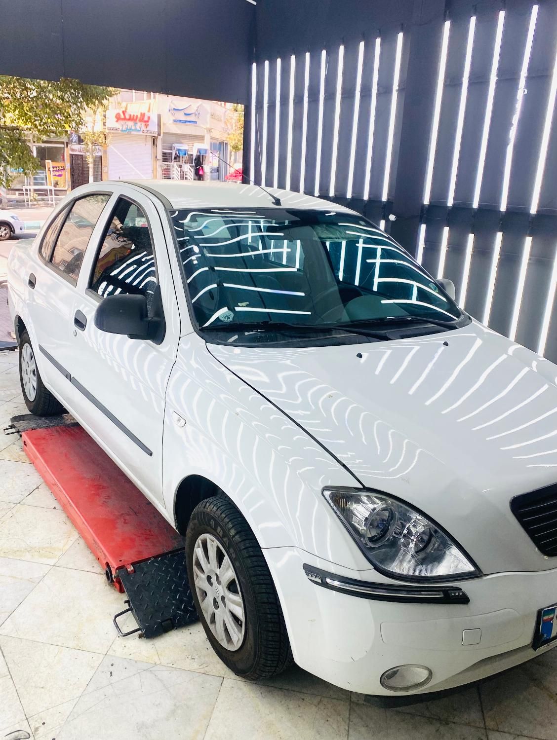 تیبا صندوق دار SX - 1400