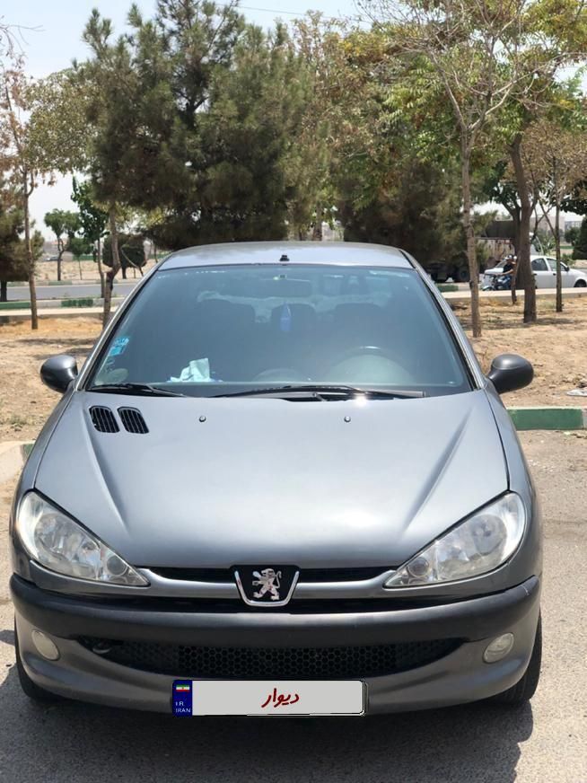 پژو ۲۰۶ صندوق دار v8 - 1386