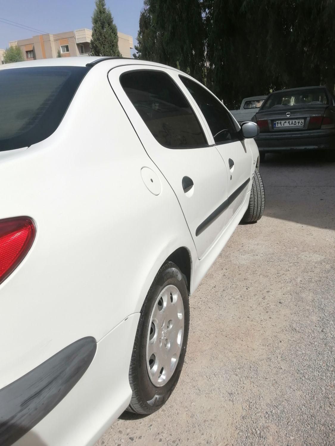 پژو ۲۰۶ صندوق دار v20 - 1389