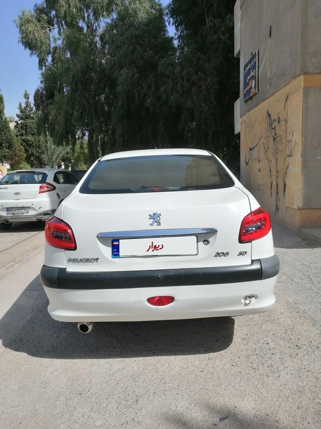 پژو ۲۰۶ صندوق دار v20 - 1389