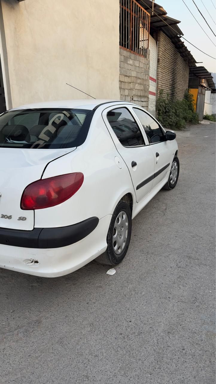 پژو ۲۰۶ صندوق دار v8 - 1395