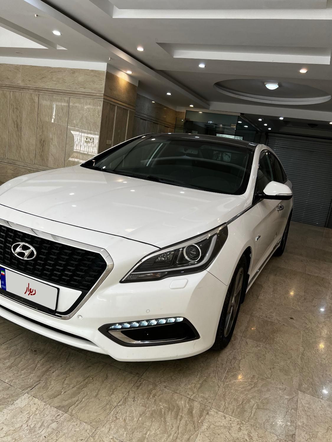 هیوندای سوناتا هیبرید GLS PLUS - 2017