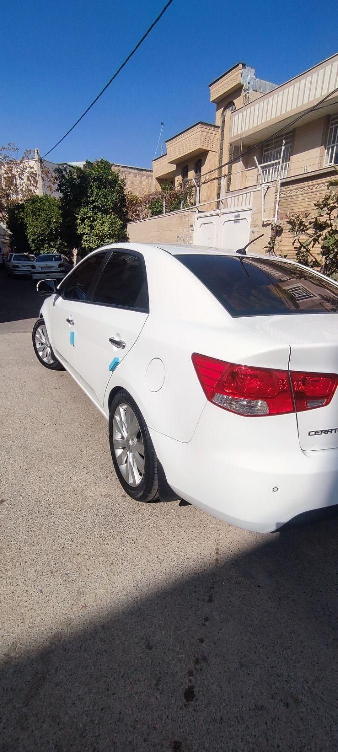 کیا سراتو 2.0 لیتر اتوماتیک GT لاین - 2011
