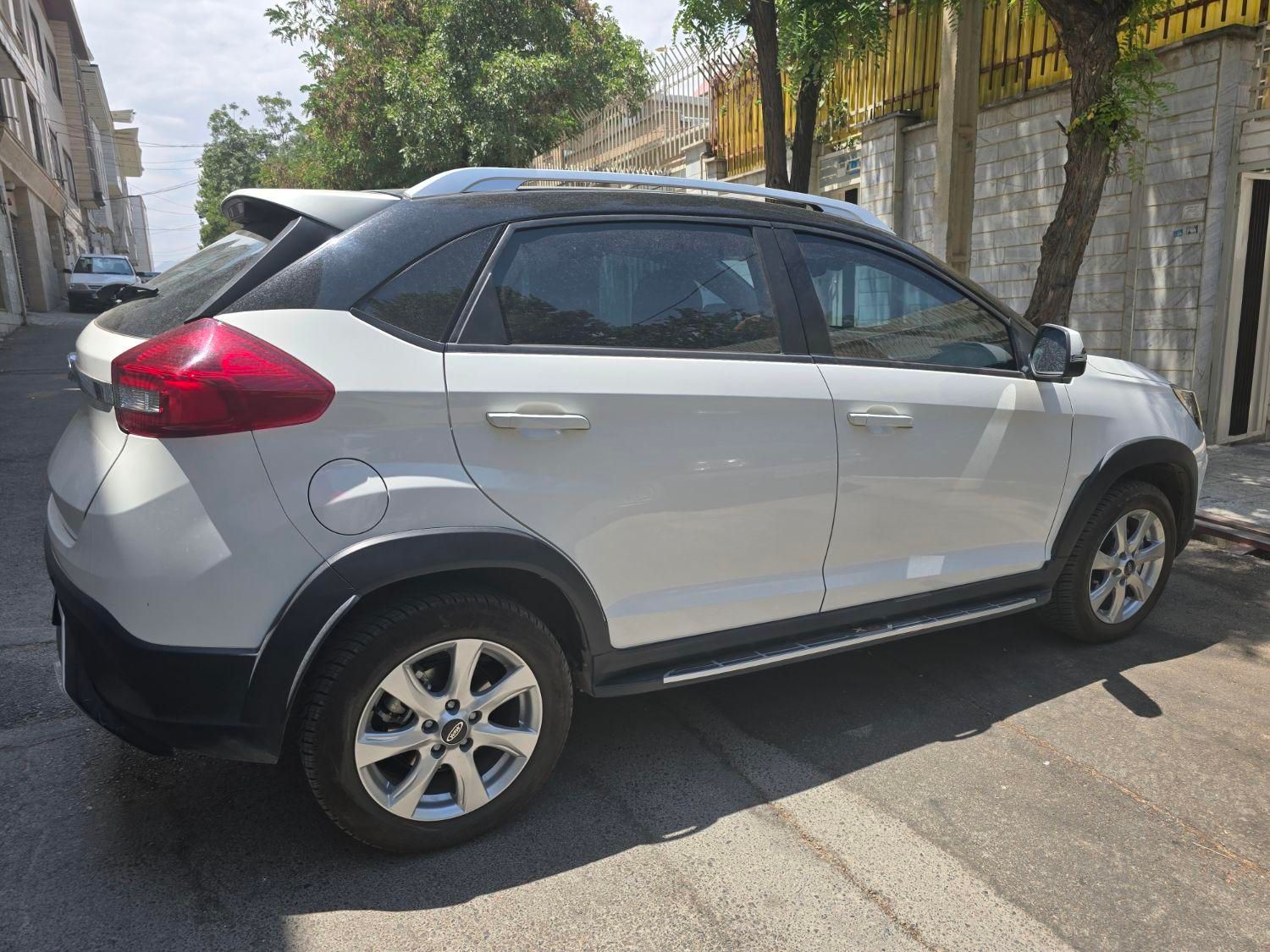 ام وی ام X22 دنده ای اسپرت اکسلنت - 1402