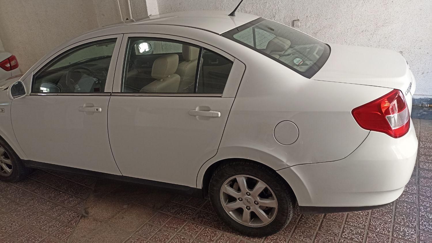 ام وی ام 550 اتوماتیک - 1394