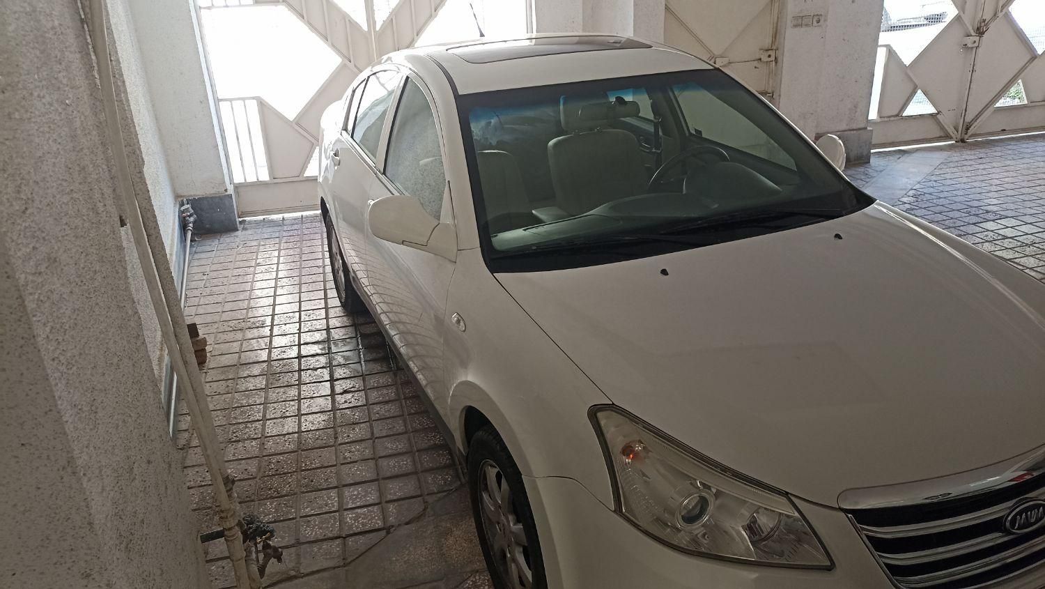 ام وی ام 550 اتوماتیک - 1394