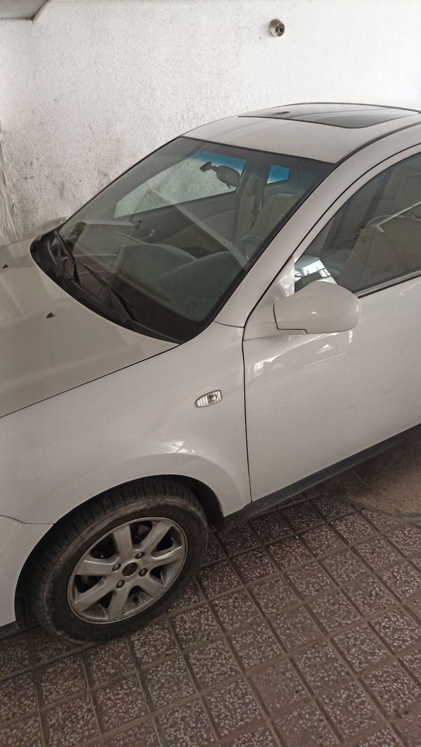 ام وی ام 550 اتوماتیک - 1394