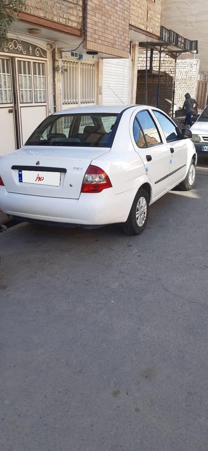 تیبا صندوق دار SX - 1399