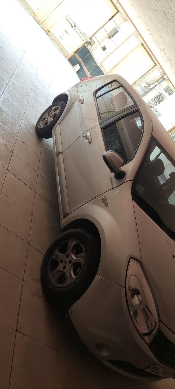 رنو ساندرو اتوماتیک - 1396