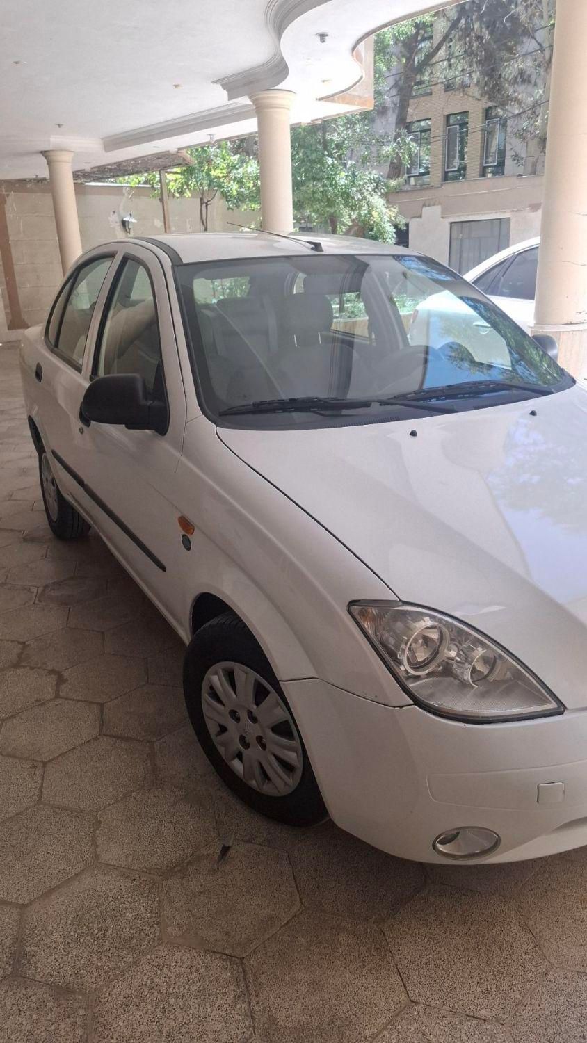 تیبا صندوق دار SX - 1400