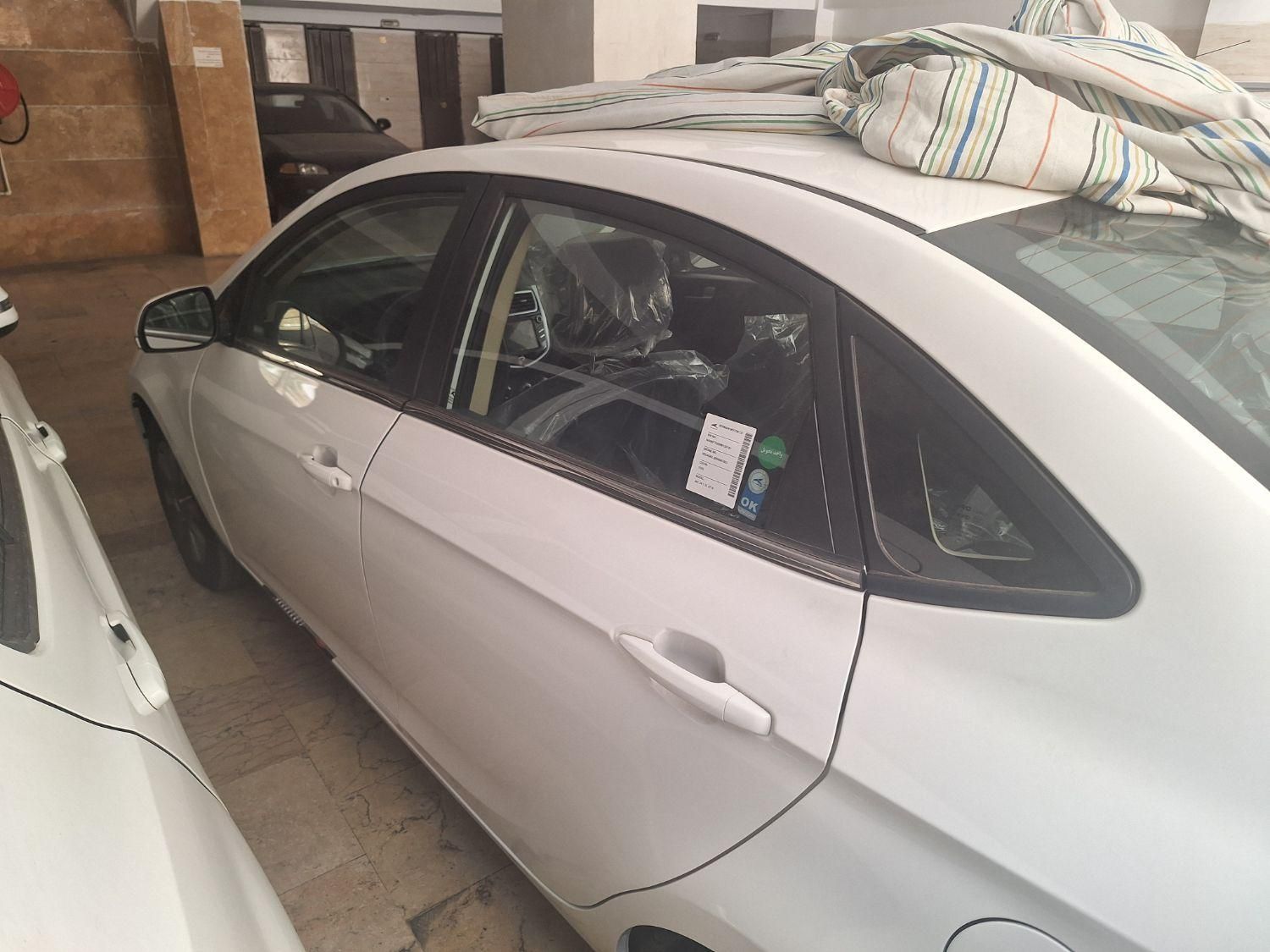 جک J4 اتوماتیک ساده - 1403