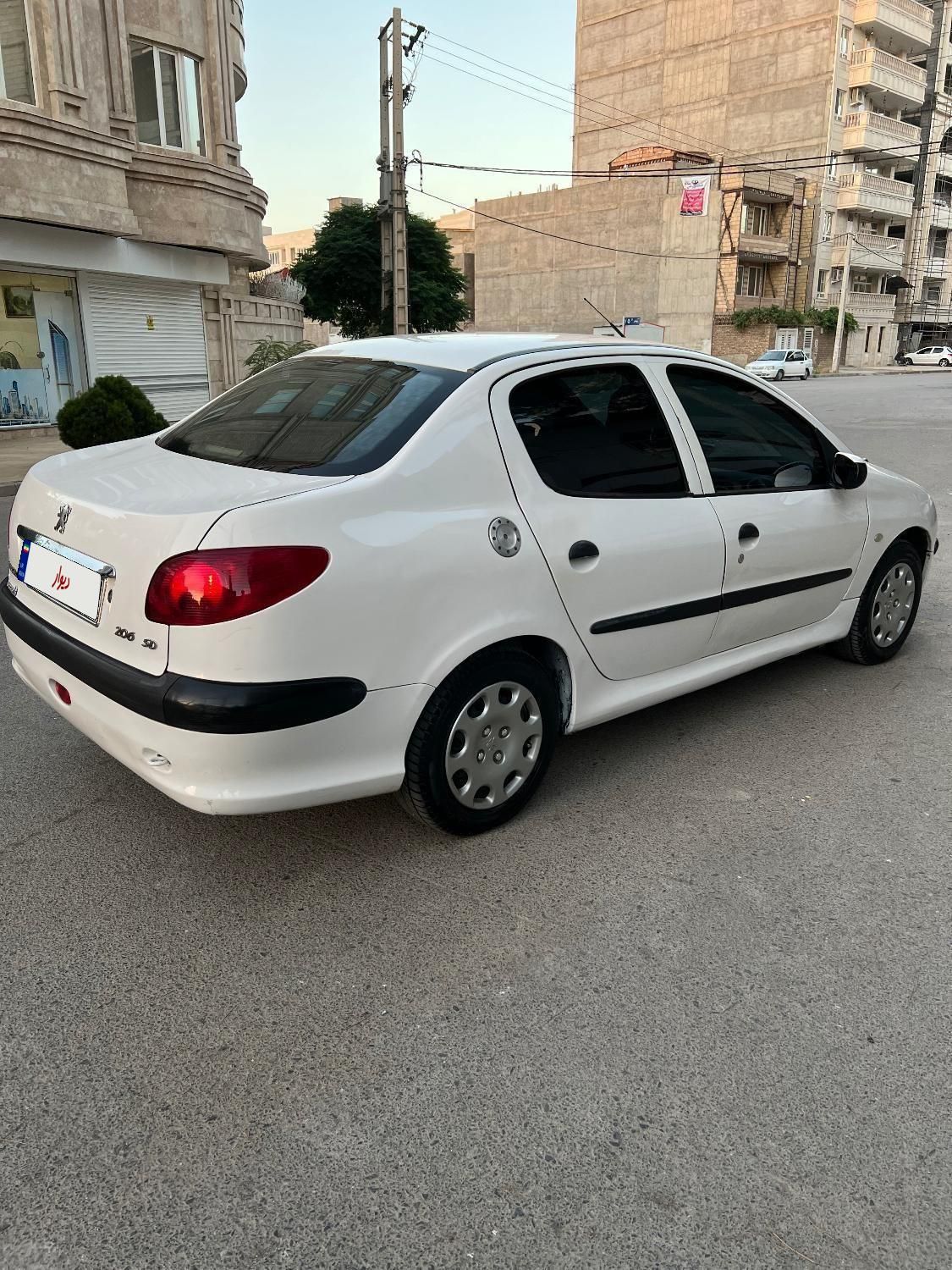 پژو ۲۰۶ صندوق دار v10 - 1387