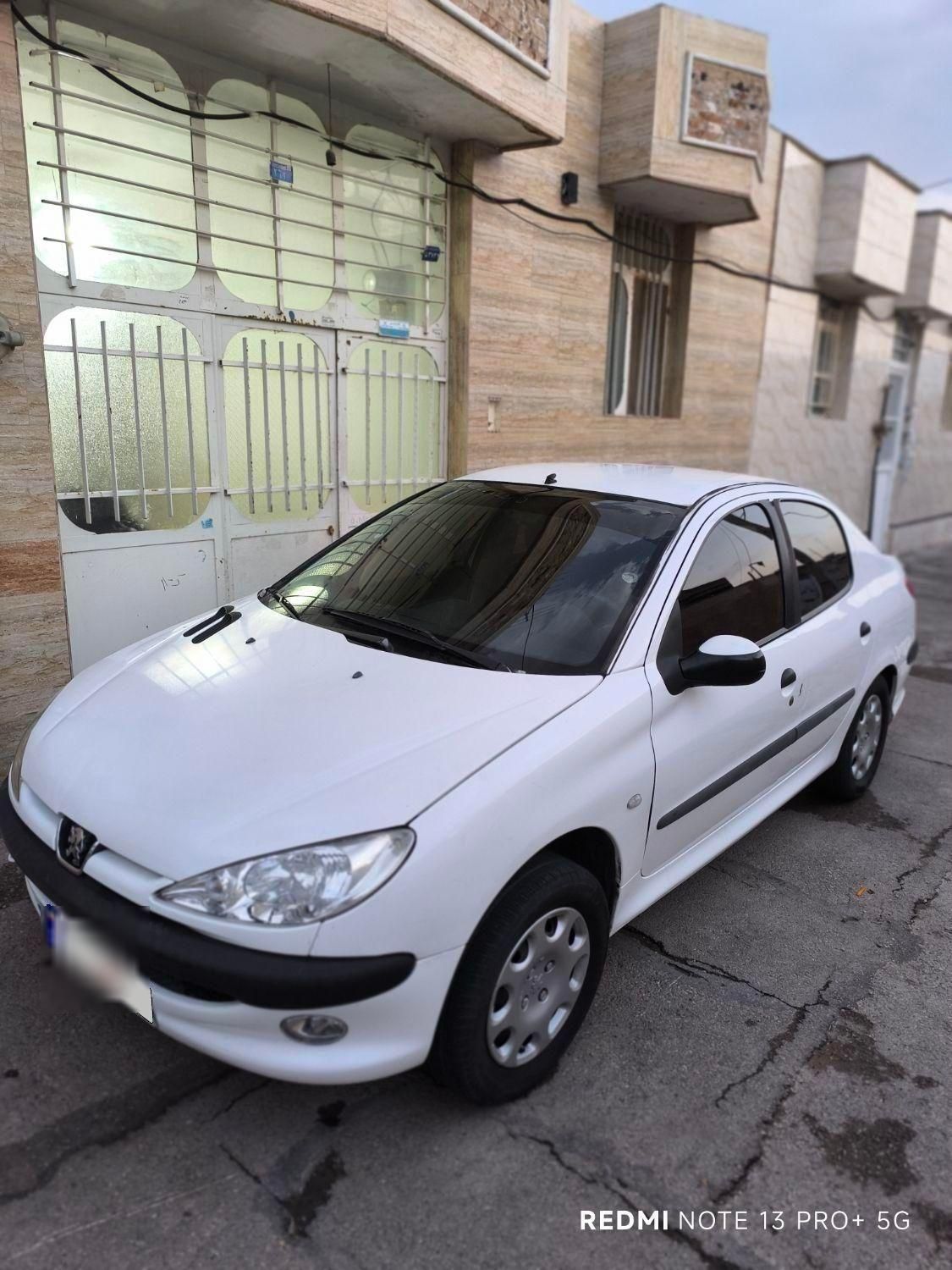 پژو ۲۰۶ صندوق دار v8 - 1390