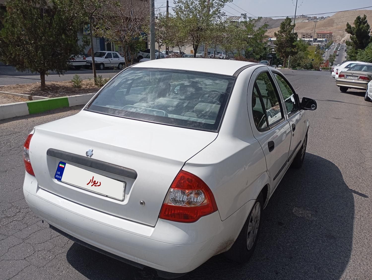 تیبا صندوق دار SX - 1401