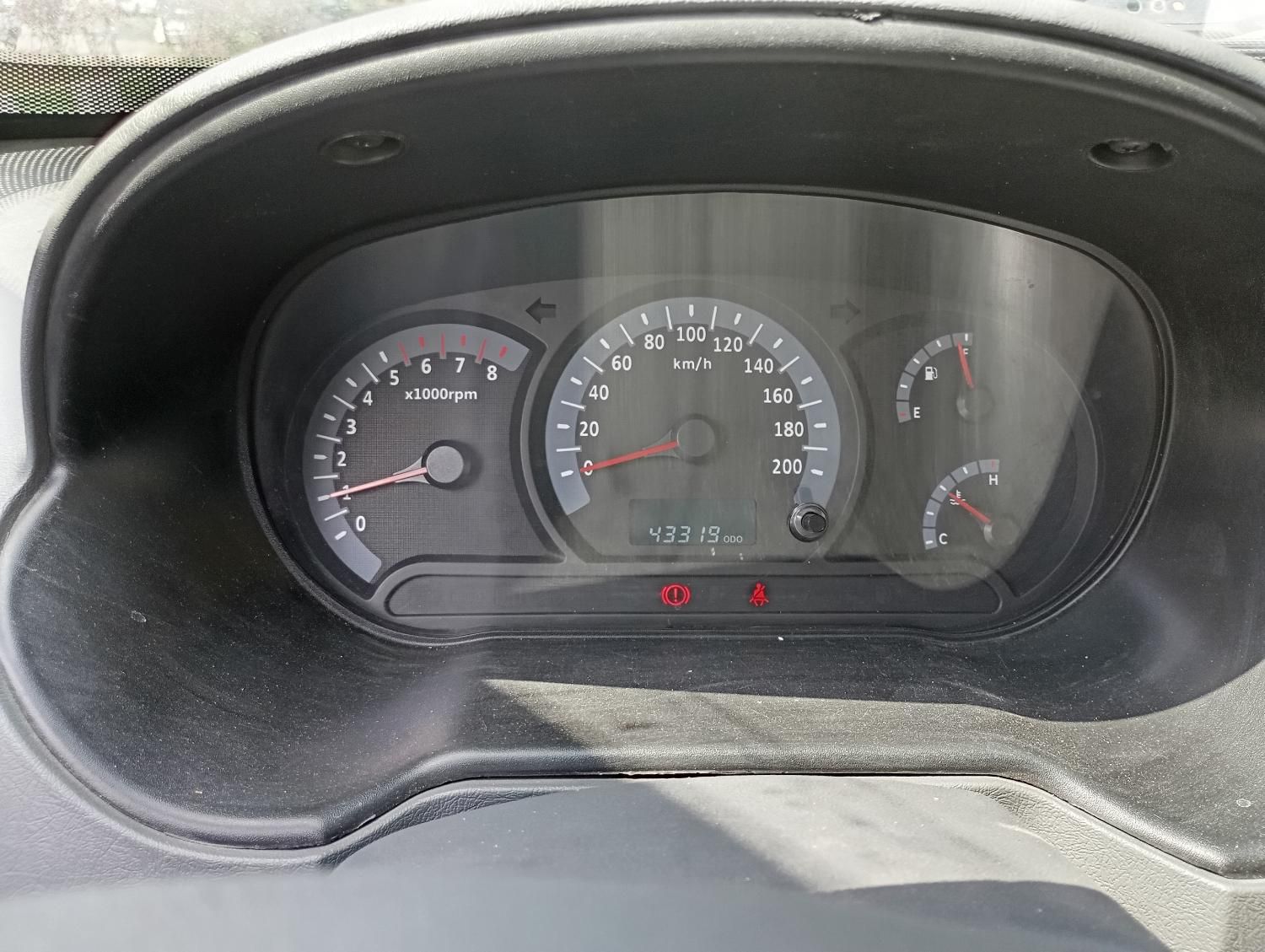 تیبا صندوق دار SX - 1401