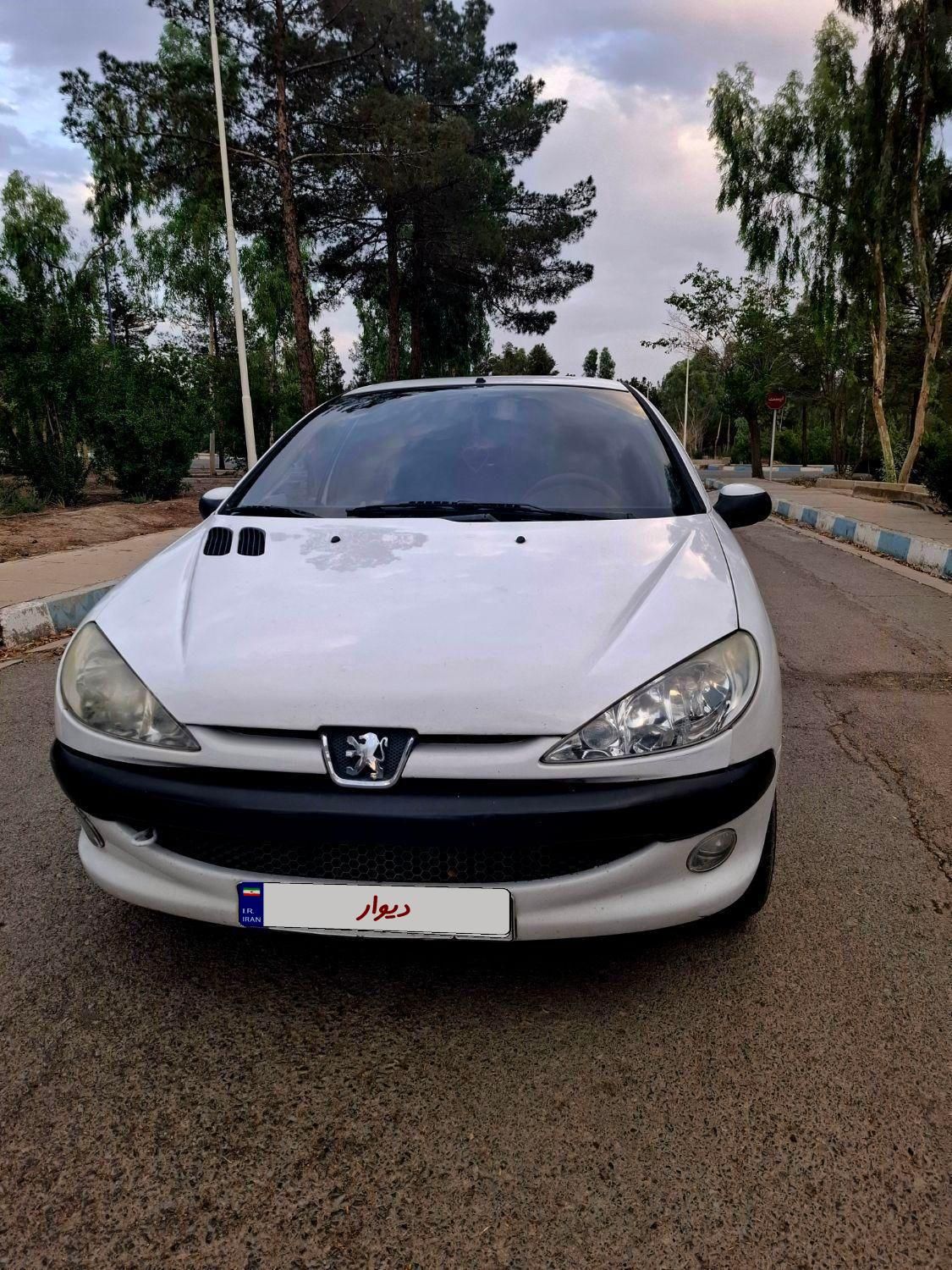 پژو ۲۰۶ صندوق دار v20 - 1389