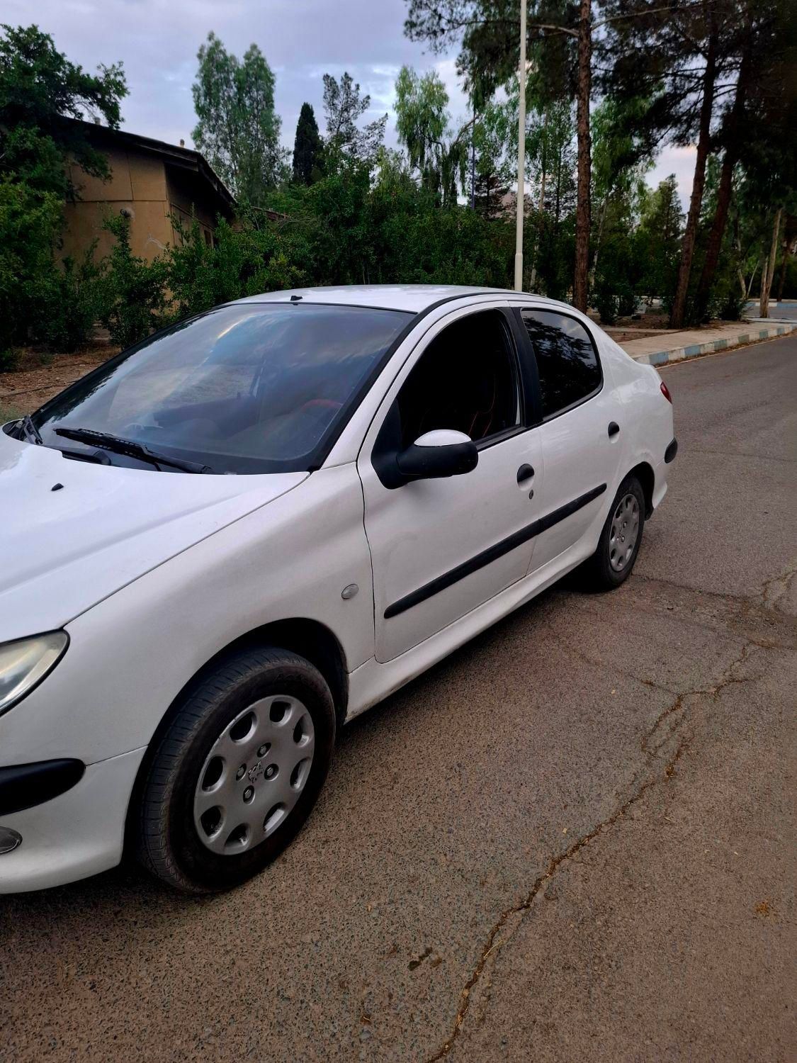پژو ۲۰۶ صندوق دار v20 - 1389