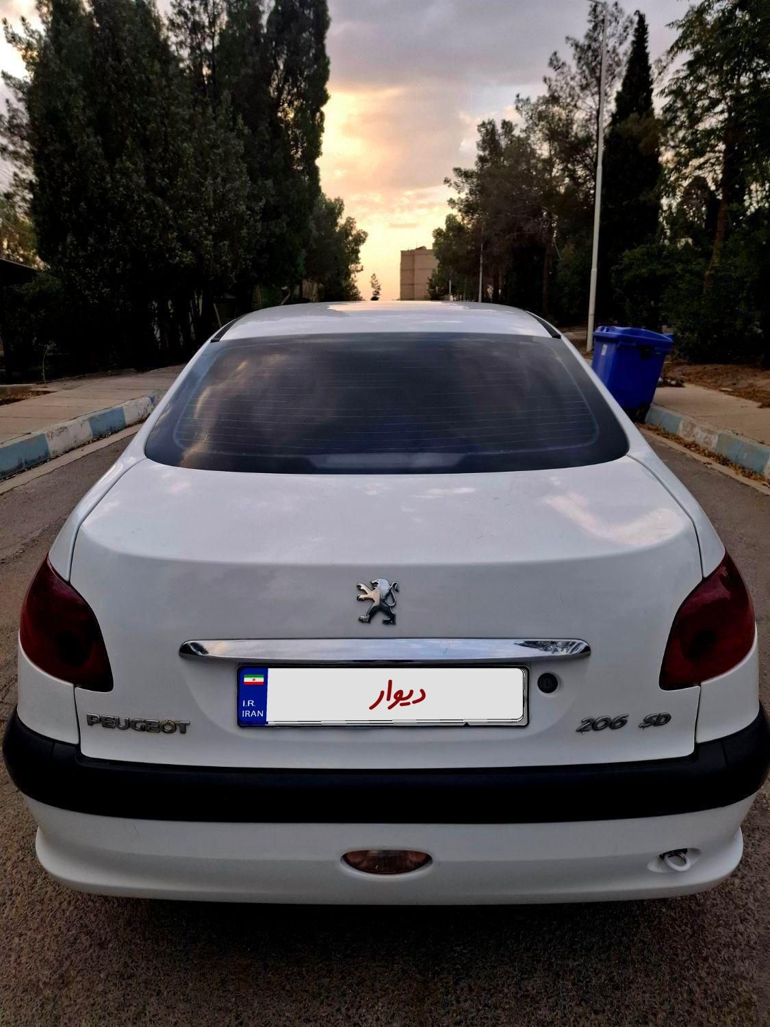 پژو ۲۰۶ صندوق دار v20 - 1389