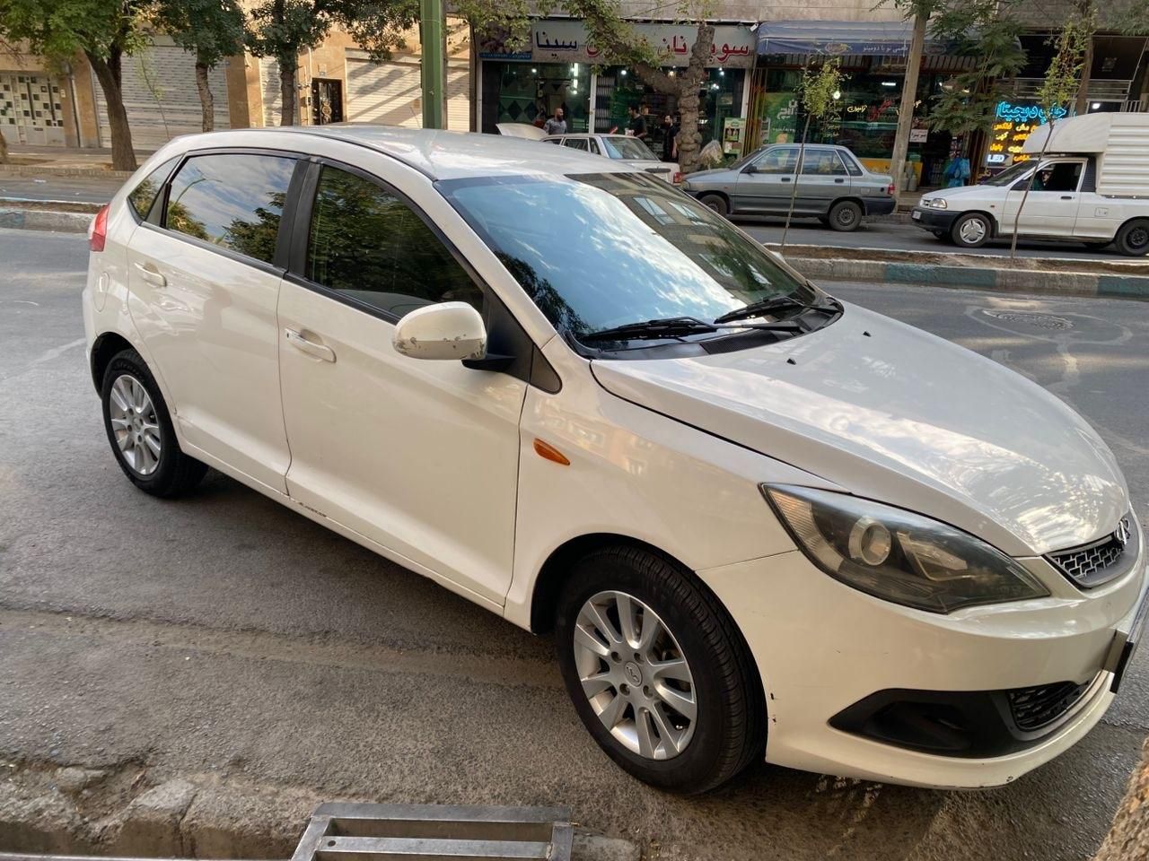 ام وی ام 315 هاچ بک ساده دنده ای - 1396