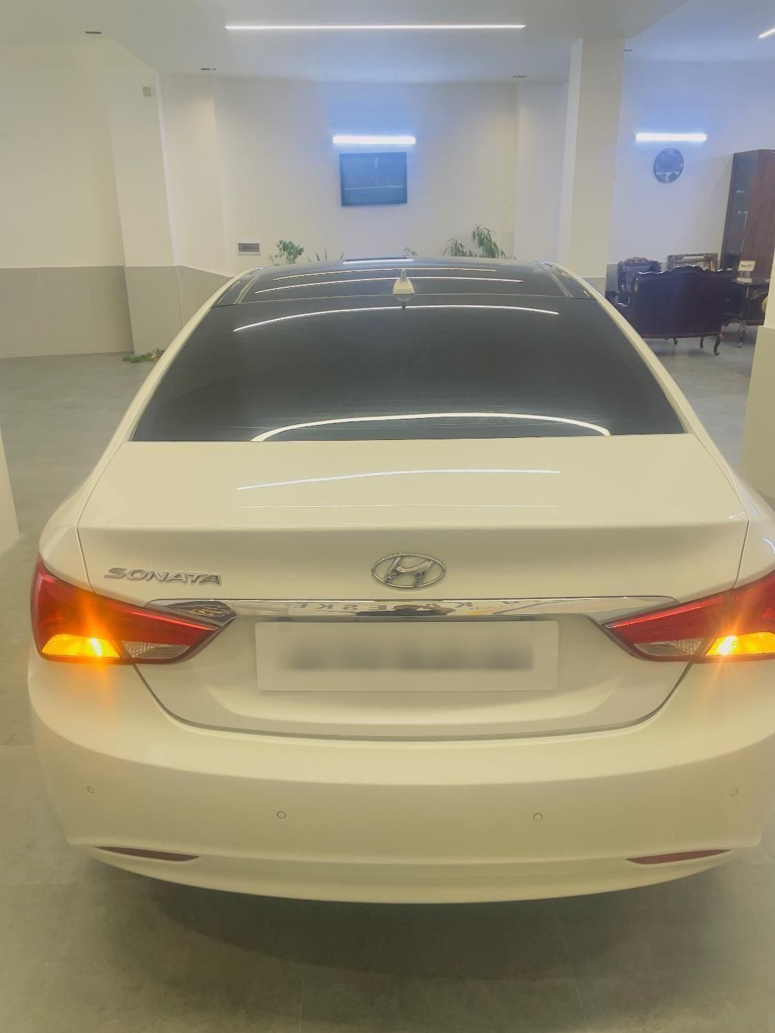 هیوندای سوناتا فول YF - 2014